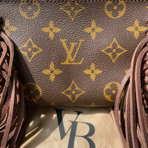 Louis Vuitton Wristlet Wallet Customized from VBB - Picture 2 of 6